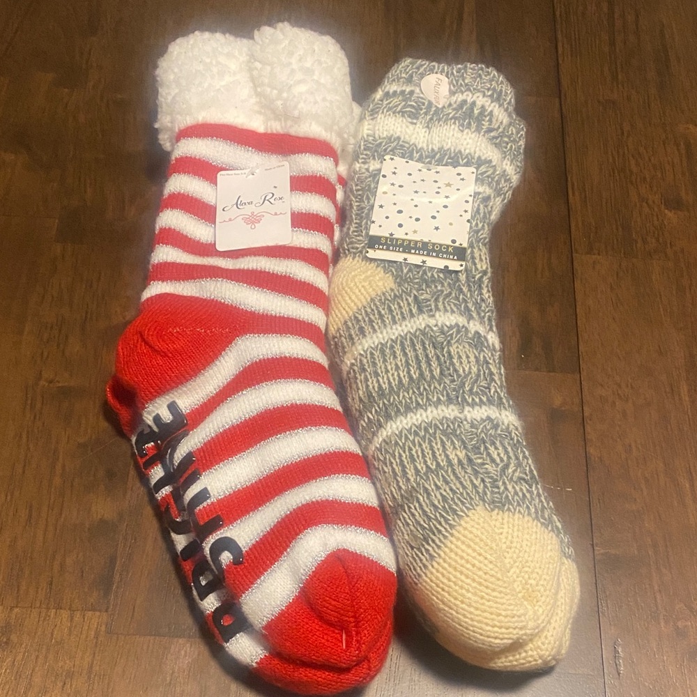 NWT A New Day Red & White Striped Cozy Fleece-Lined Socks